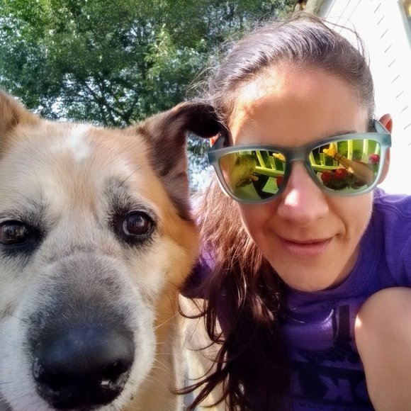 Meet your Posher, Jennett - Picture 2 of 2